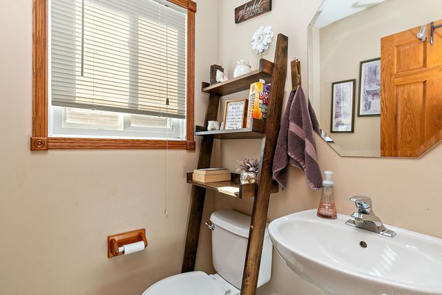 2581 Stanton Circle, Lake In The Hills, IL 60156