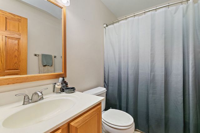 2581 Stanton Circle, Lake In The Hills, IL 60156