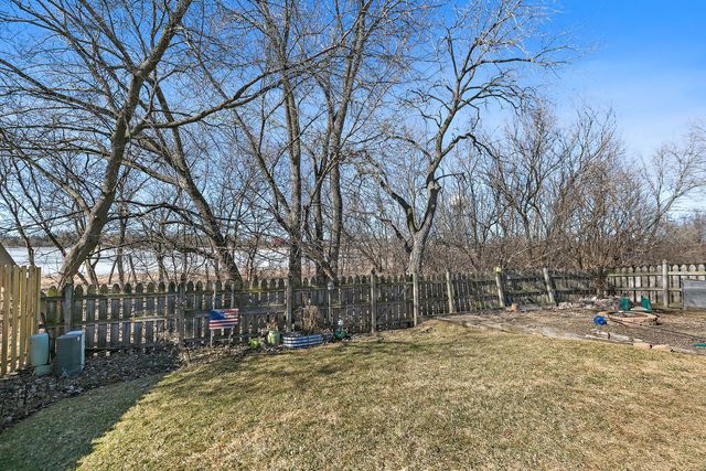 2581 Stanton Circle, Lake In The Hills, IL 60156