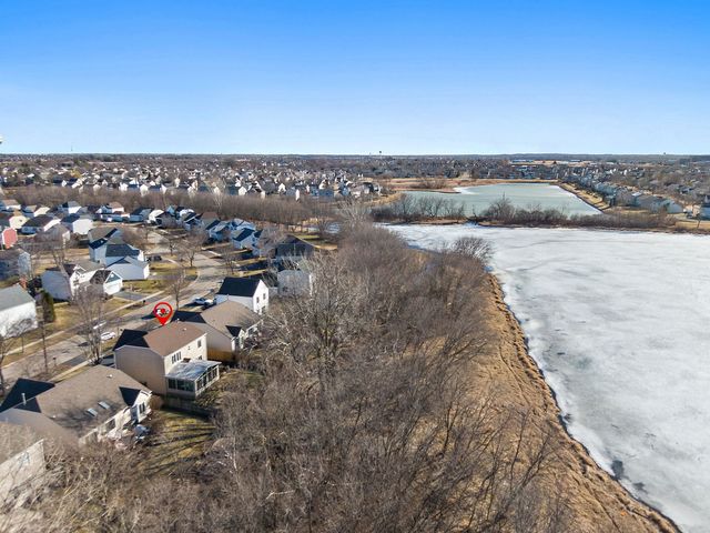 2581 Stanton Circle, Lake In The Hills, IL 60156