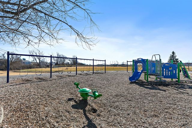 2581 Stanton Circle, Lake In The Hills, IL 60156