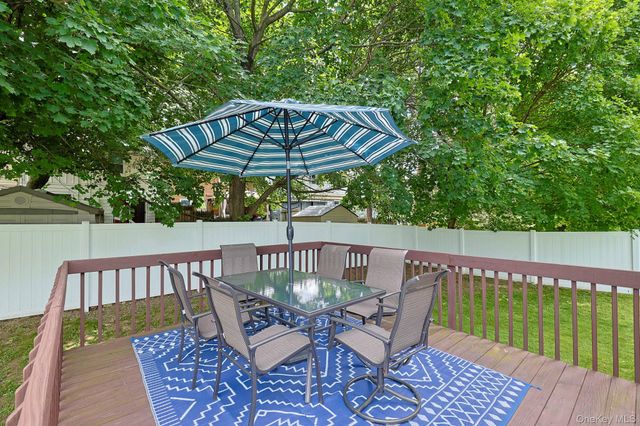 105 Bodle Circle, Maybrook, NY 12543