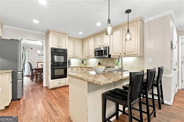 2569 Chimney Springs Drive, Marietta, GA 30062