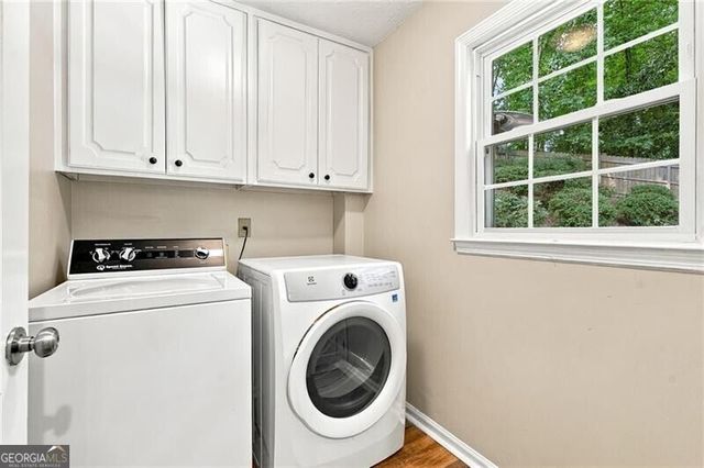 2569 Chimney Springs Drive, Marietta, GA 30062