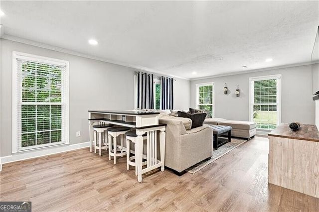 2569 Chimney Springs Drive, Marietta, GA 30062