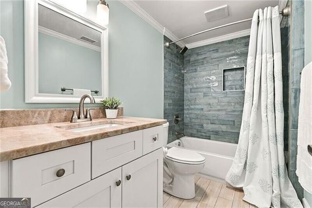 2569 Chimney Springs Drive, Marietta, GA 30062
