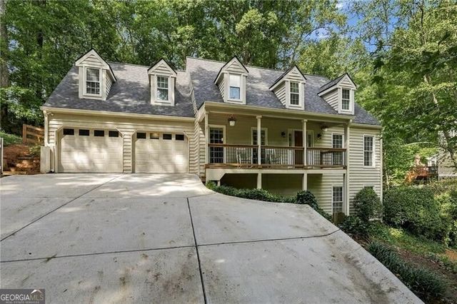 2569 Chimney Springs Drive, Marietta, GA 30062