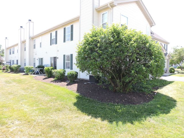 2480 Frost Drive, Aurora, IL 60503