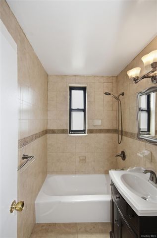 55 Halley Street 5E, Yonkers, NY 10704