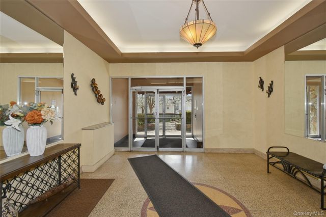 55 Halley Street 5E, Yonkers, NY 10704