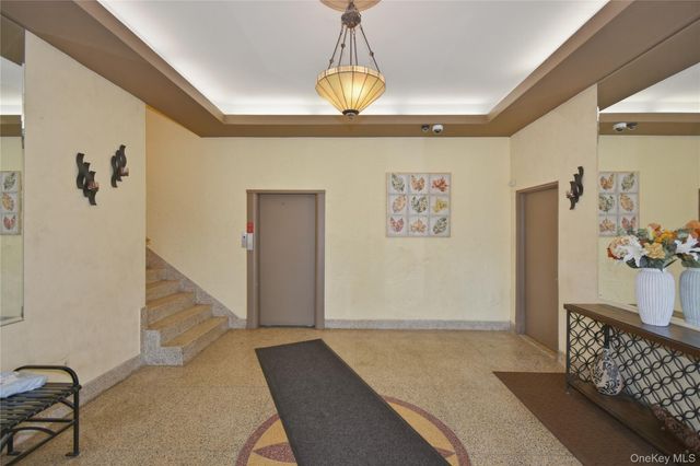 55 Halley Street 5E, Yonkers, NY 10704