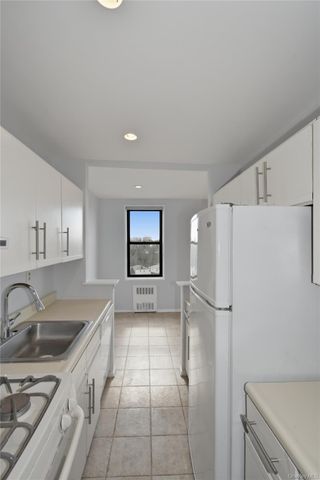 55 Halley Street 5E, Yonkers, NY 10704