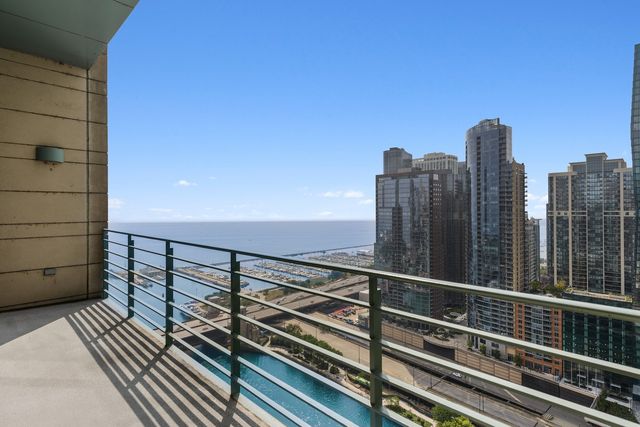 415 E North Water Street 3205, Chicago, IL 60611