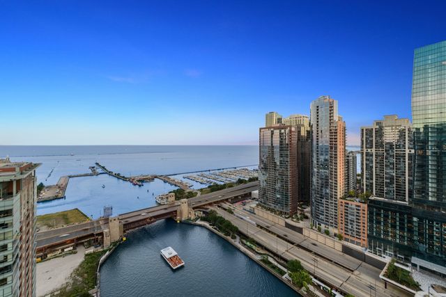 415 E North Water Street 3205, Chicago, IL 60611