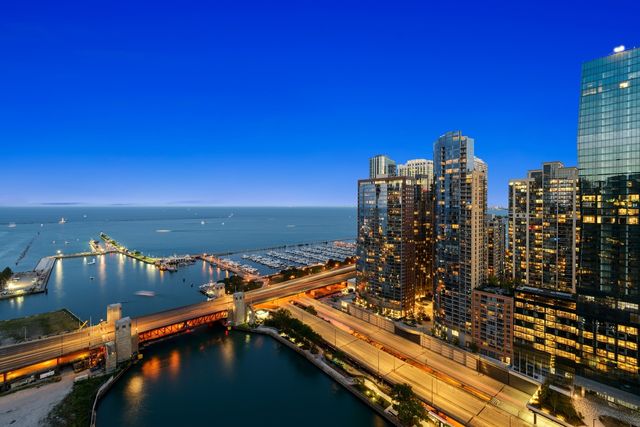 415 E North Water Street 3205, Chicago, IL 60611