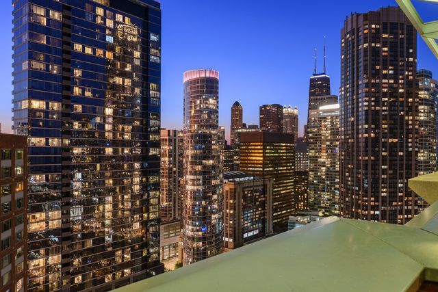 415 E North Water Street 3205, Chicago, IL 60611