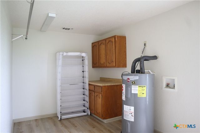707 Old Seguin Luling, Seguin, TX 78155