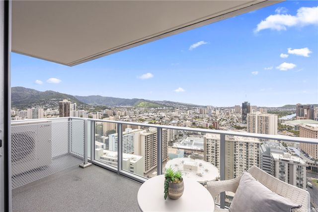 629 Keeaumoku Street 3211, Honolulu, HI 96814