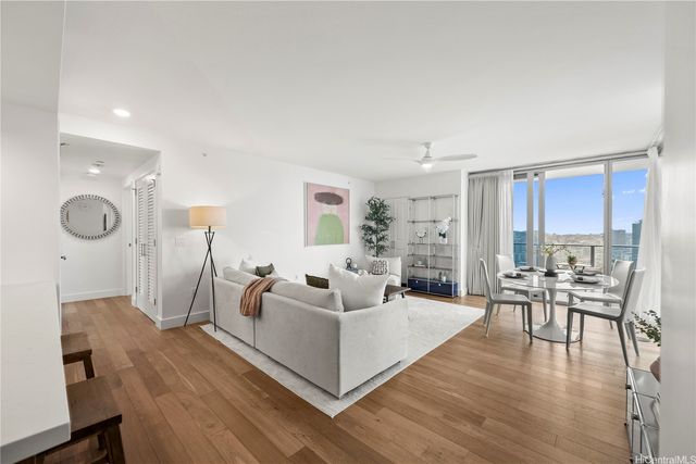 629 Keeaumoku Street 3211, Honolulu, HI 96814