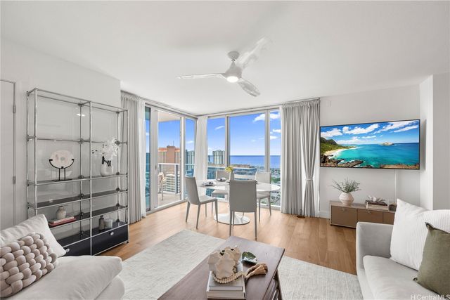 629 Keeaumoku Street 3211, Honolulu, HI 96814