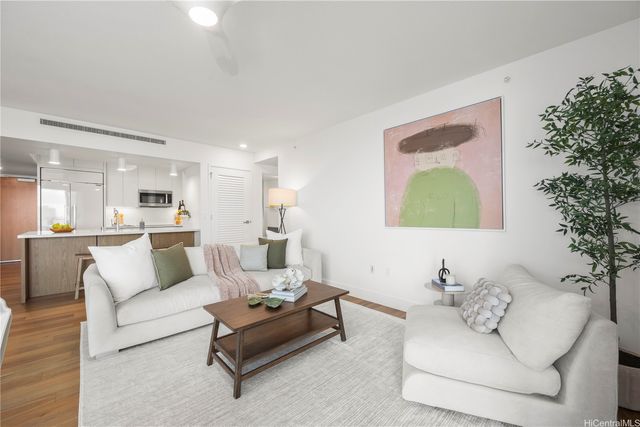 629 Keeaumoku Street 3211, Honolulu, HI 96814