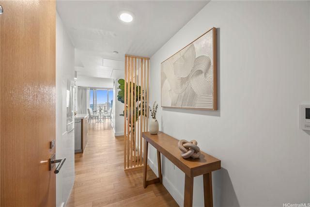 629 Keeaumoku Street 3211, Honolulu, HI 96814