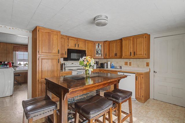 1559 Swamp Road, Fairfield, VT 05455