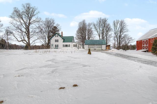 1559 Swamp Road, Fairfield, VT 05455