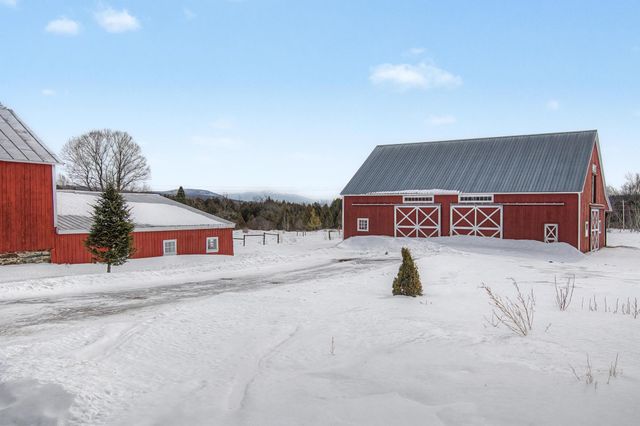 1559 Swamp Road, Fairfield, VT 05455