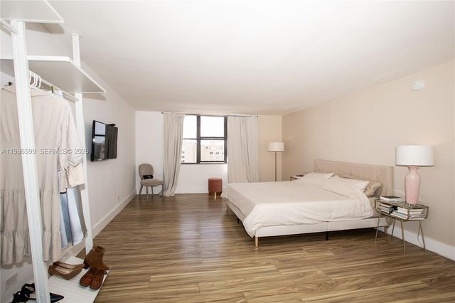 1800 NE 114th St 2309, Miami, FL 33181