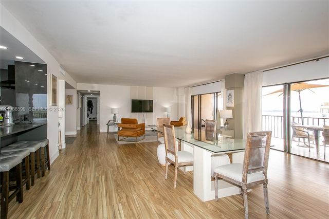 1800 NE 114th St 2309, Miami, FL 33181