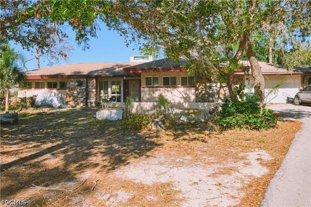 3731 Liberty SQ, Fort Myers, FL 33908