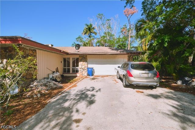 3731 Liberty SQ, Fort Myers, FL 33908