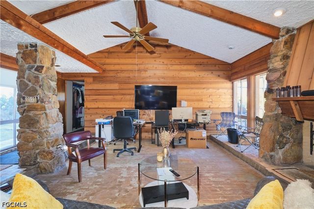 3731 Liberty SQ, Fort Myers, FL 33908