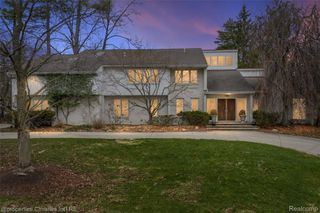 4768 Wendrick Drive, West Bloomfield Charter Township, MI 48323