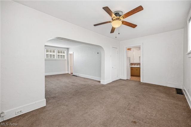 23042 South Street, Homeworth, OH 44287