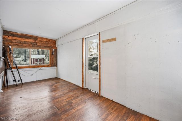 23042 South Street, Homeworth, OH 44287