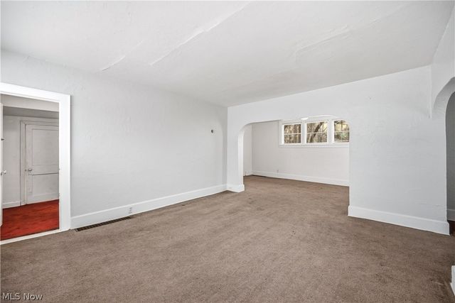 23042 South Street, Homeworth, OH 44287