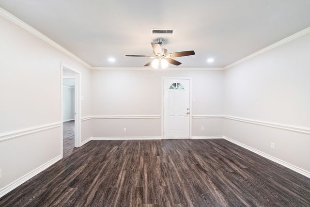 1240 NE 17th Street, Paris, TX 75460