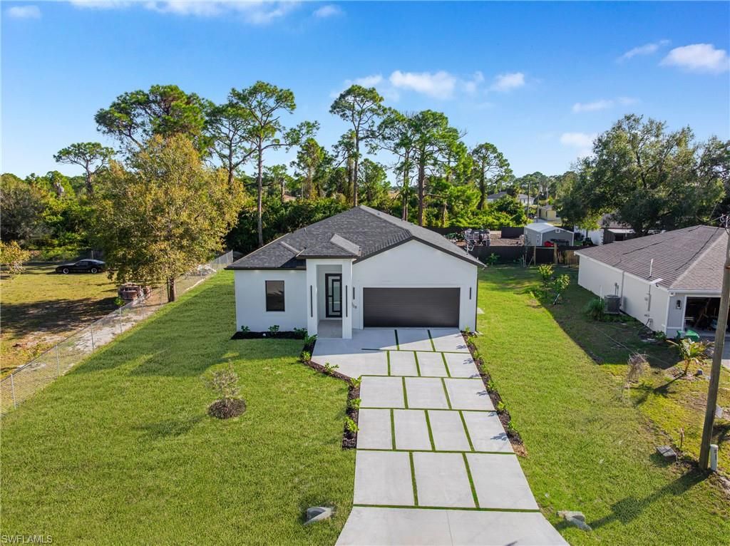 5008 N Obispo CIR, LABELLE, FL 33935 — exterior