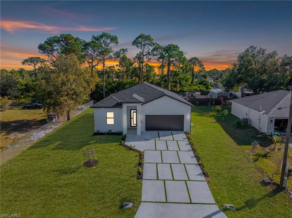 5008 N Obispo CIR, LABELLE, FL 33935 — photo 2