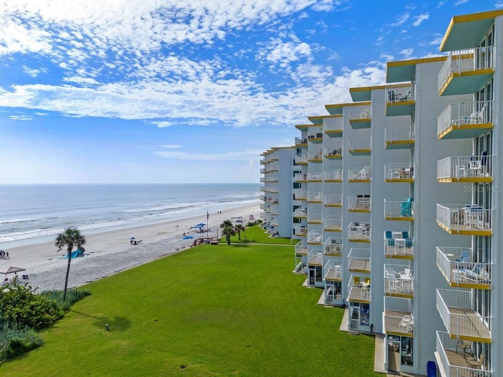 Image 15 of property listing at 5201 S ATLANTIC AVENUE 703A, New Smyrna Beach, FL 32169