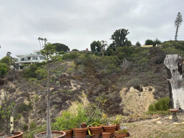 5943 La Jolla Corona Drive, La Jolla, CA 92037