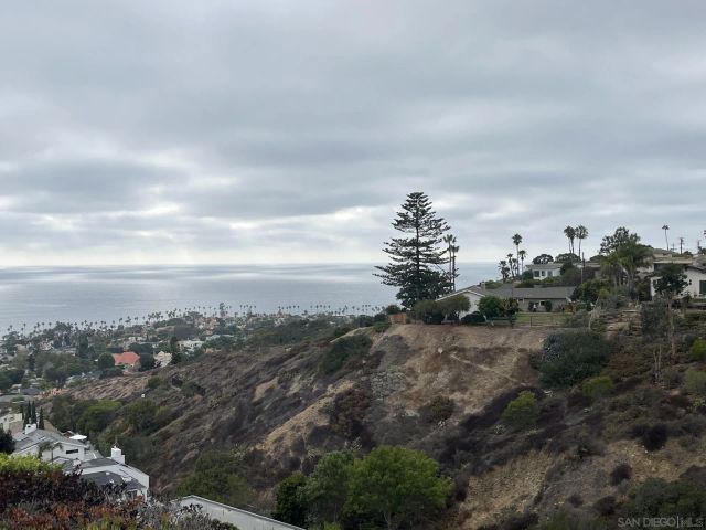 5943 La Jolla Corona Drive, La Jolla, CA 92037