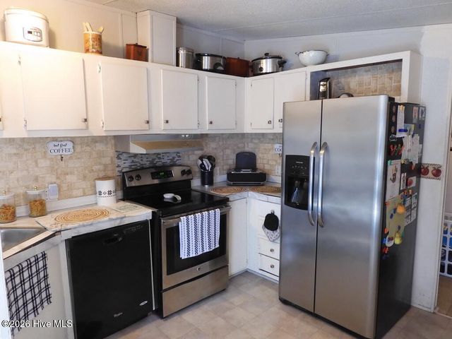 201 Duck Ridge Drive, Pikeville, NC 27863