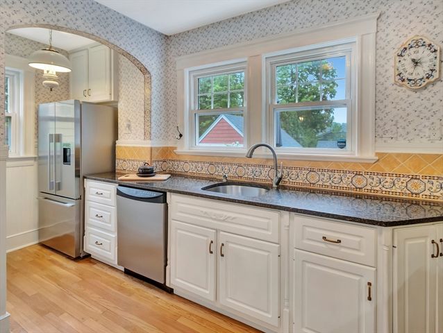 10 Fern Circle, Brockton, MA 02301