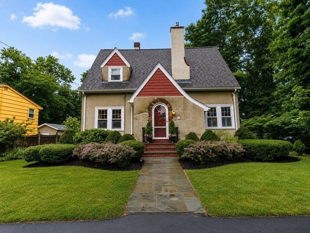 10 Fern Circle, Brockton, MA 02301