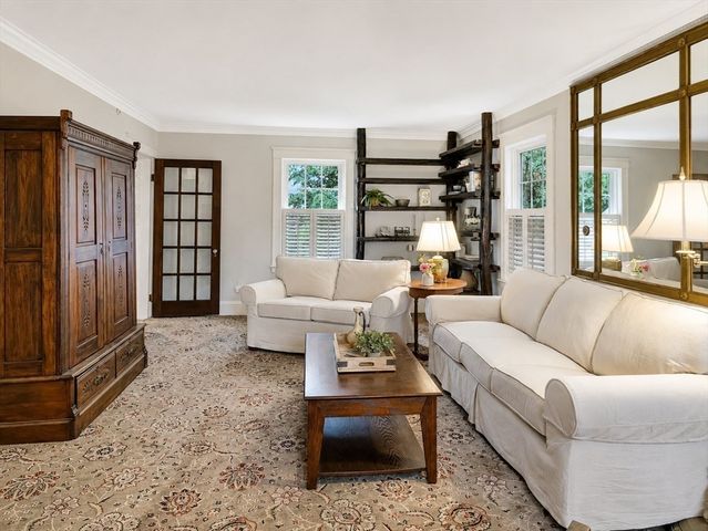 10 Fern Circle, Brockton, MA 02301