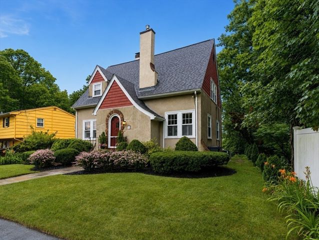 10 Fern Circle, Brockton, MA 02301