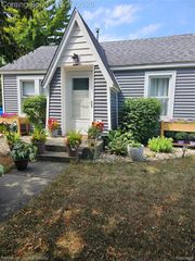 1608 S Lincoln Street, Bay City, MI 48708